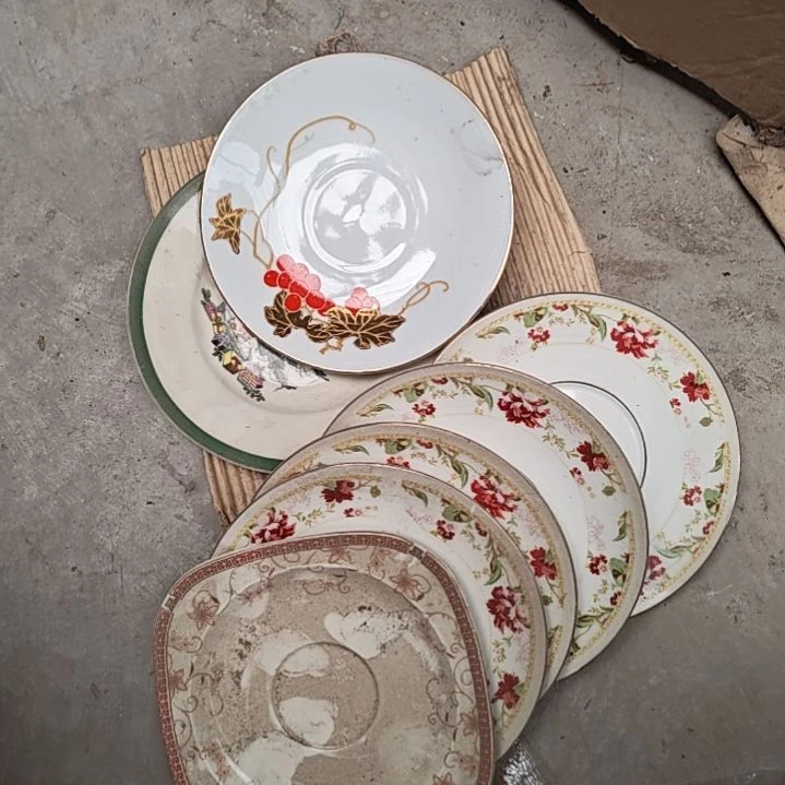 陶瓷盘子碗啥都有
