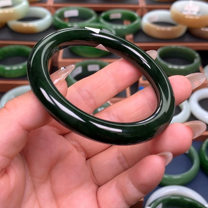和田玉（碧玉）5657圈口未镶嵌