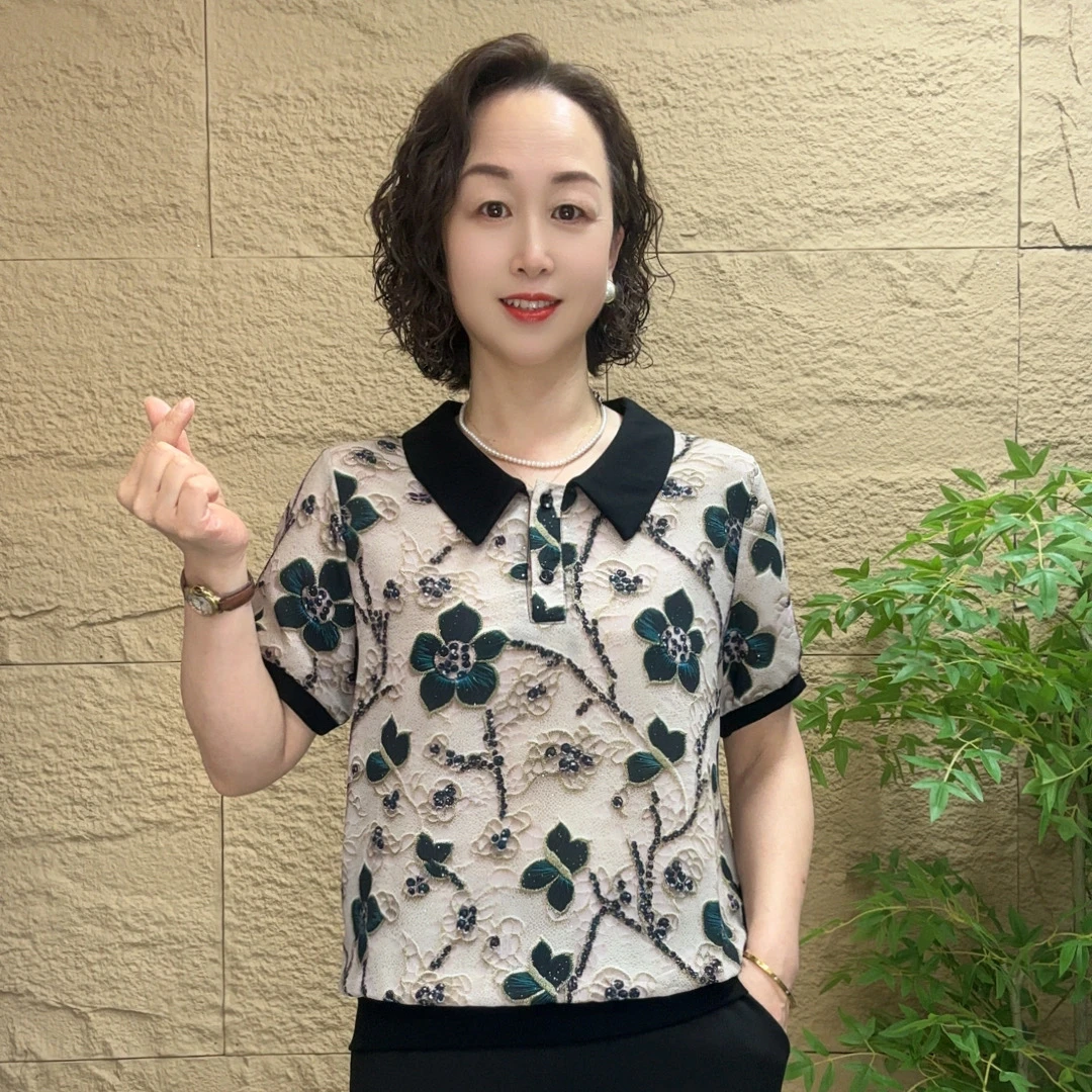 夏季短袖新款中老年妈妈装花色小衫时尚洋气宽松显瘦气质减龄上衣