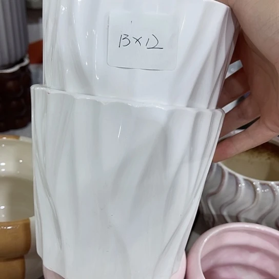 多肉绿植陶瓷花盆9.9包邮，有孔