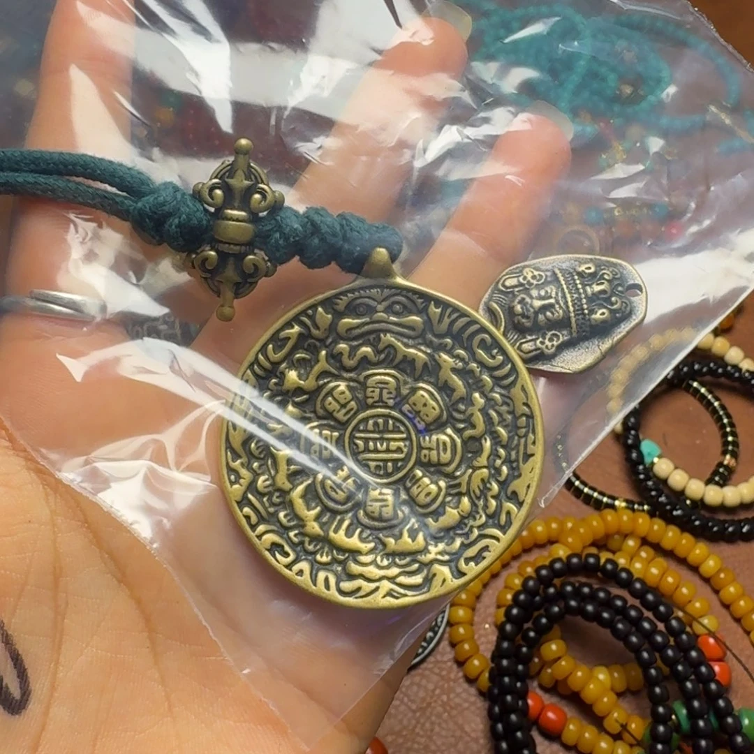 O****&藏族文玩手串艺术品