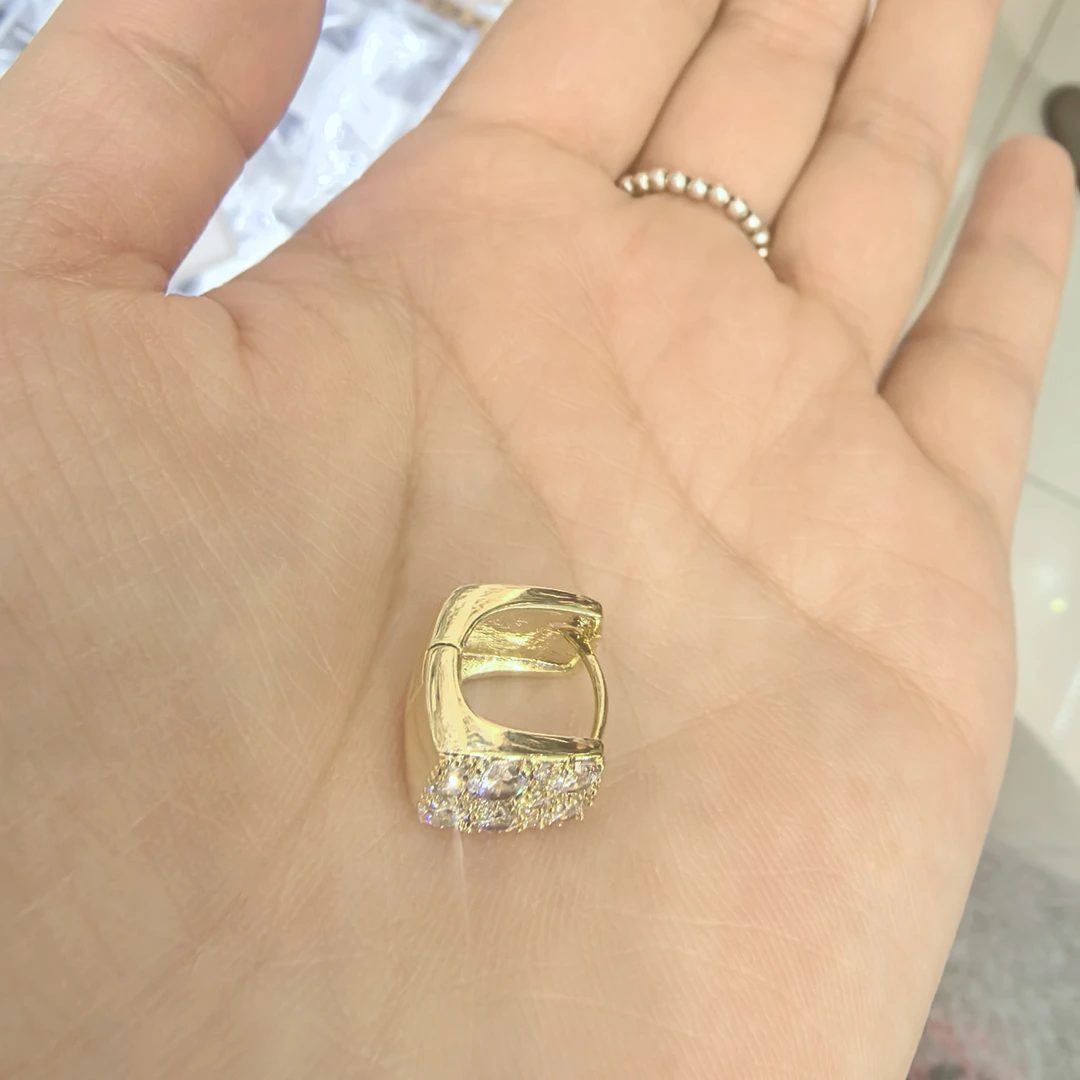 925银合成锆石耳饰 轻奢小众耳环臻美世界铜合金锆石耳扣