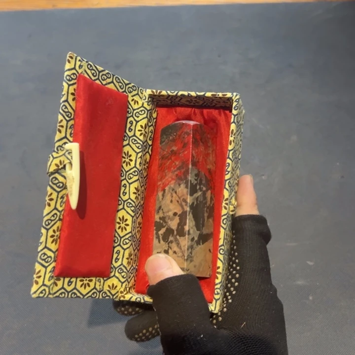 ****红瓷片拾六家的瓷器瓷器