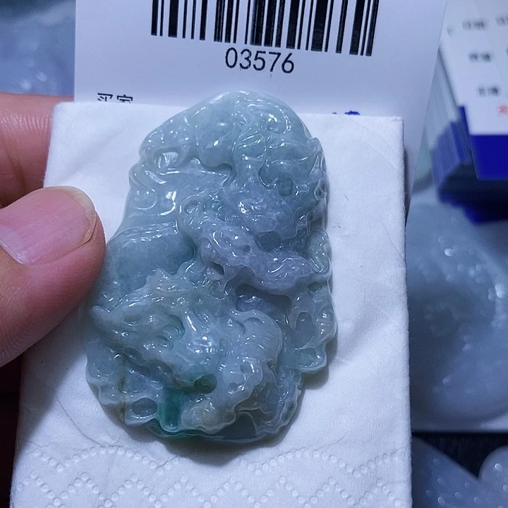 颈饰未镶嵌翡翠天光墟翡翠市场现金代购