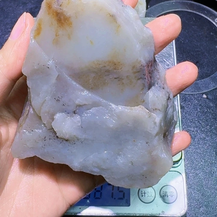 未镶嵌和田玉（糖玉）珠宝半成品