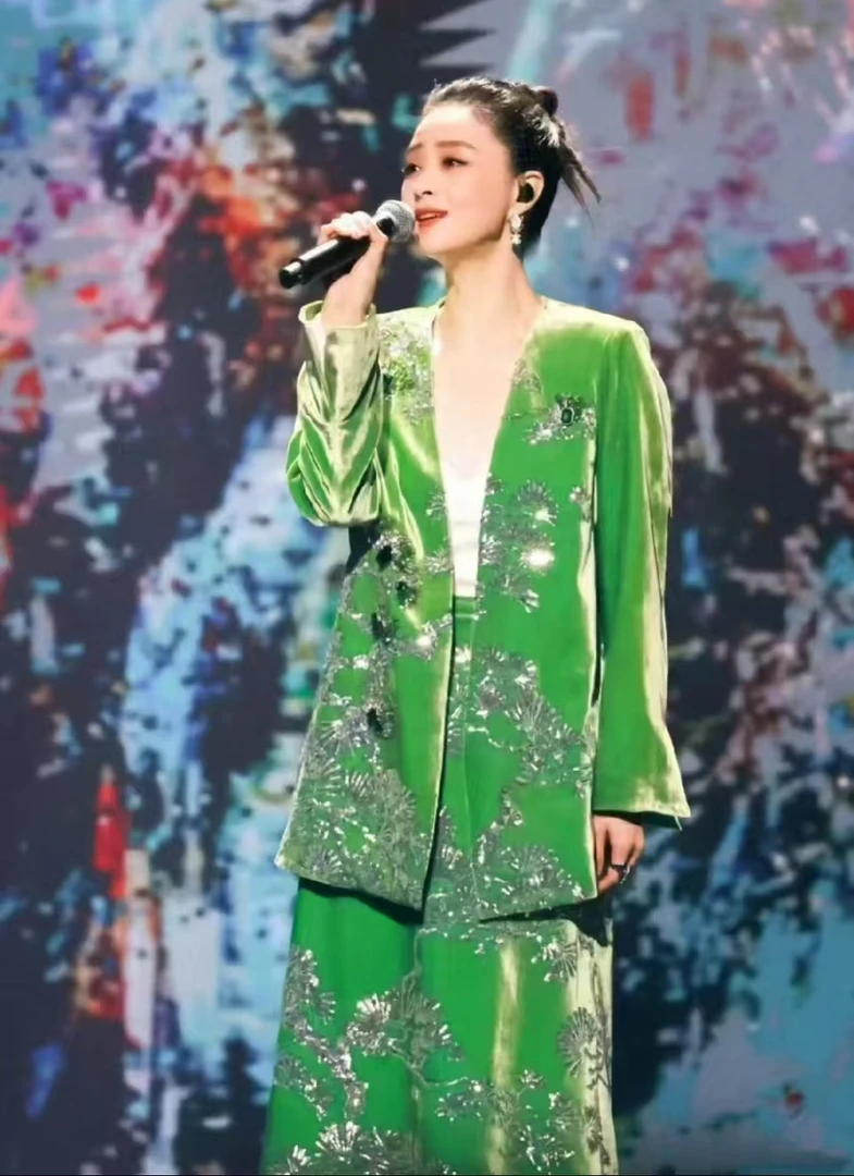 蒋欣华妃同款丝绒钉珠新年高定国风松石绿面料 3天后发 介意慎拍