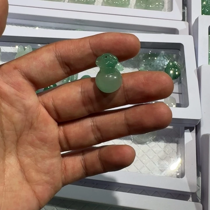 石英质玉未镶嵌吊坠(不含链)
