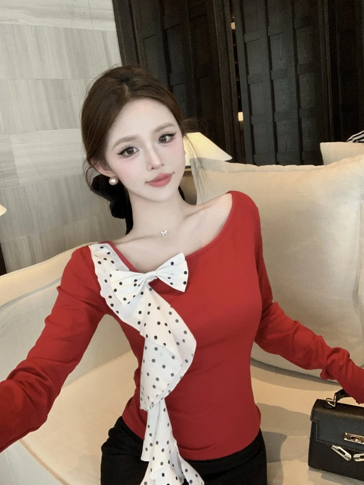 设计感实拍高级感一字肩T恤红色长袖上衣2024秋冬内搭打底衫女