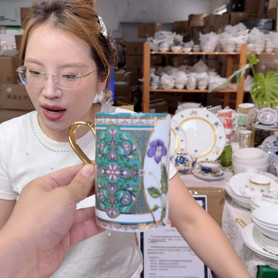 骨瓷鹅黄原单马克杯一个400ml