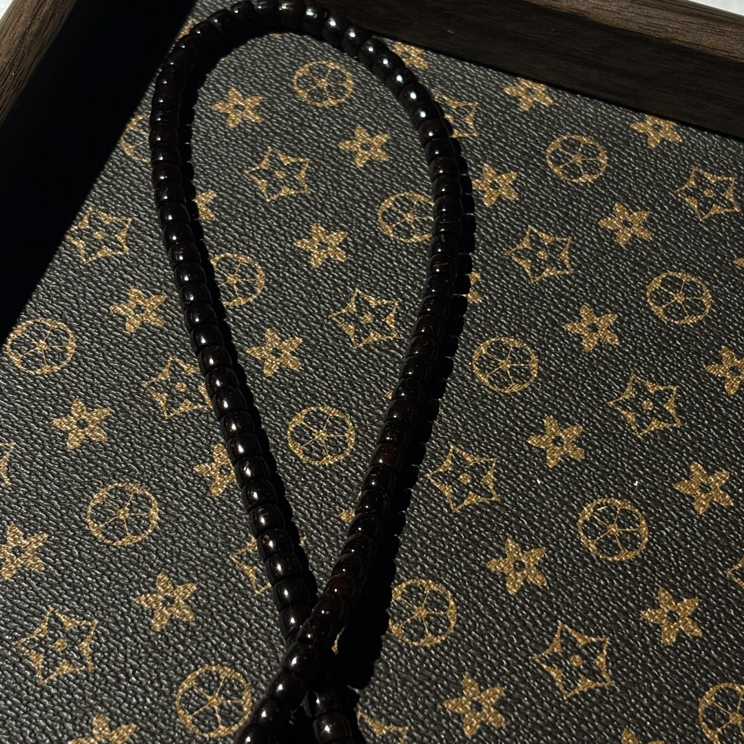 【天选文玩】椰蒂直切脖挂6*5mm左右 0159