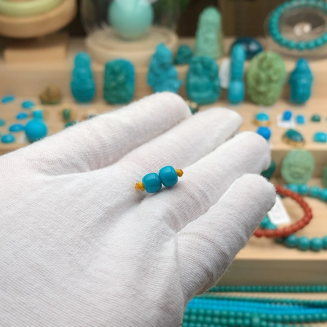 绿松石未镶嵌珠宝奇石