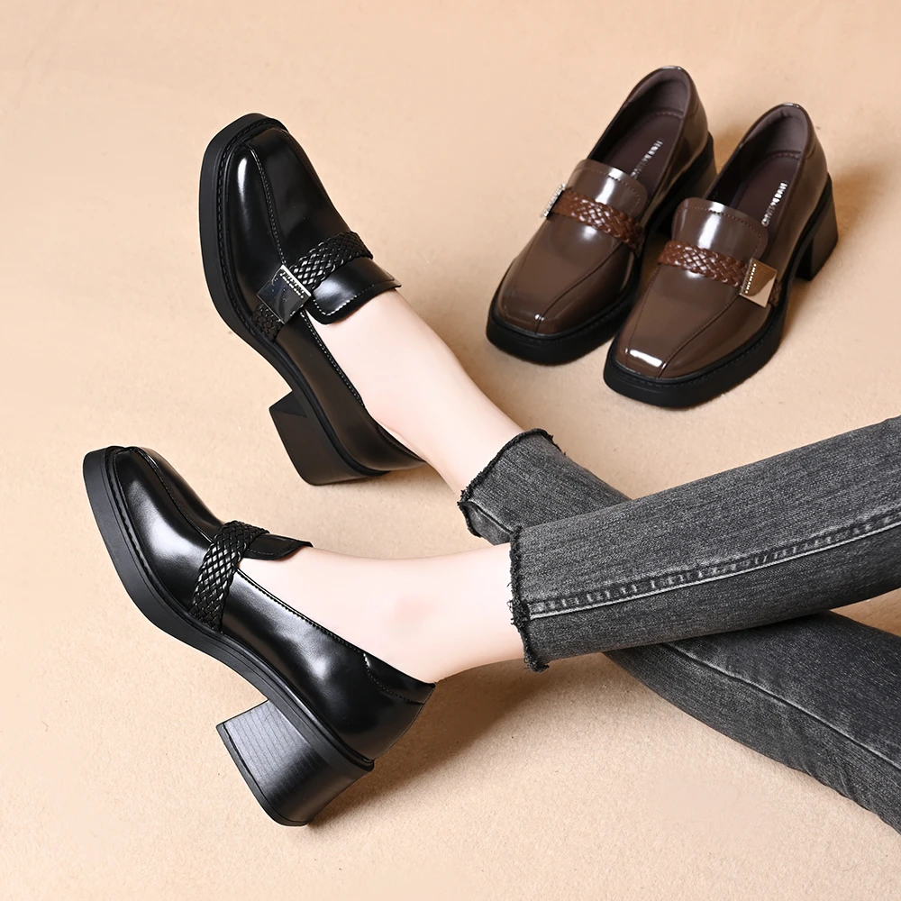 复古方头粗跟乐福鞋春秋仅新款编织皮带扣百搭英伦风深口中跟单鞋