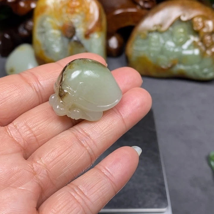 和田玉未镶嵌挂件