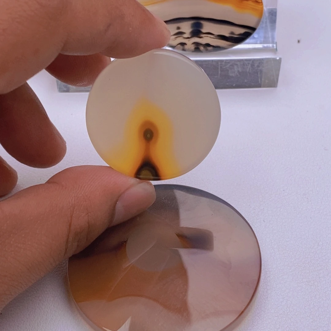 湖****玛瑙/玉髓颈饰未镶嵌