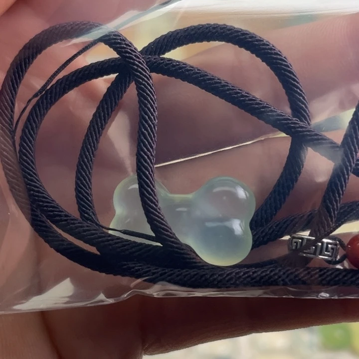 蛇纹石玉颈饰未镶嵌南*酱