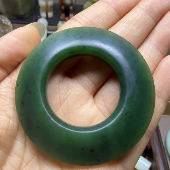 好***意和田玉未镶嵌颈饰