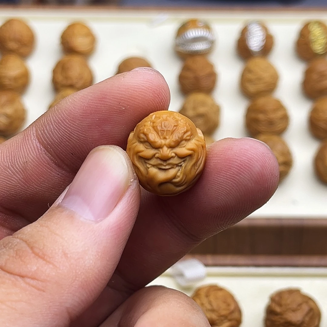 吊坠猴头核桃毒液舔僧17