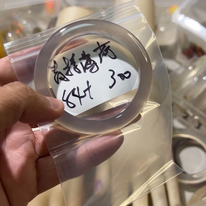青***荷手镯玛瑙/玉髓未镶嵌3单发一根