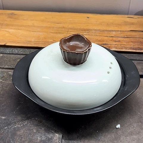 微瑕，明火，口径19高度5带盖
