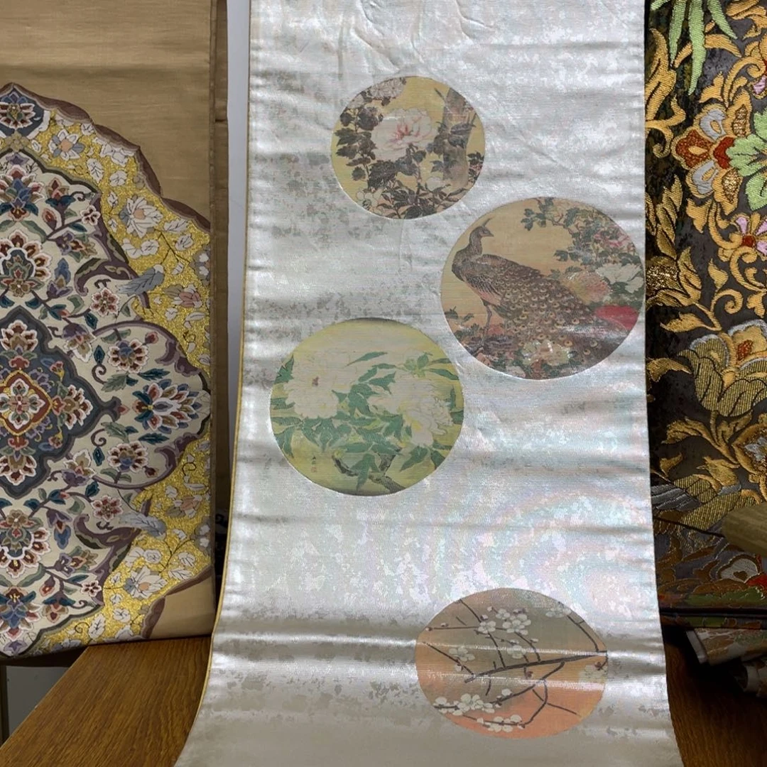 织绣织锦，织锦缎，