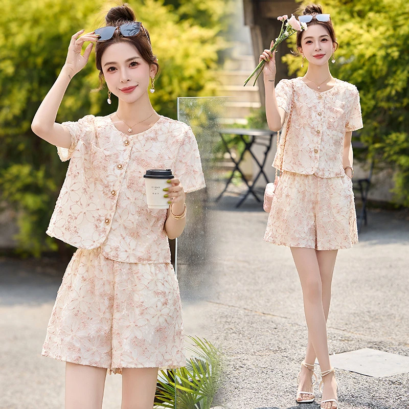 小个子韩版洋气小香风蕾丝刺绣显瘦上衣短裤两件套套装夏季爆款