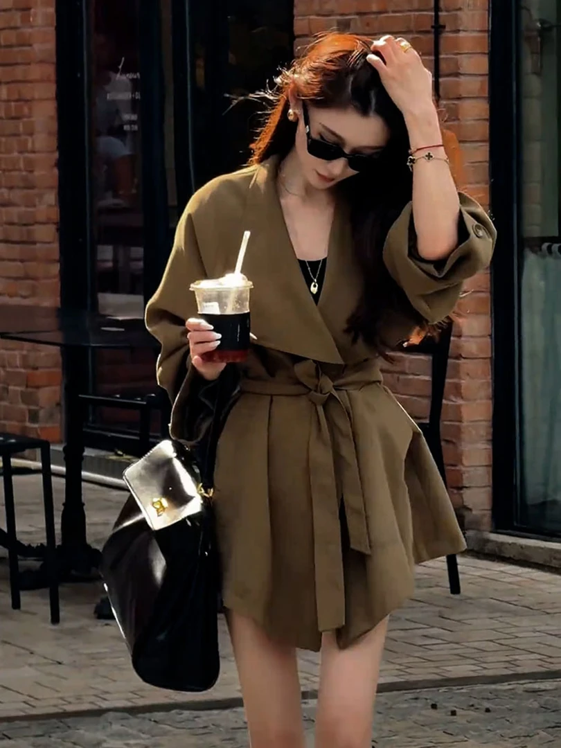 早秋高端大气上档次轻奢高级感巨好看气场强大英伦风棕色风衣外套