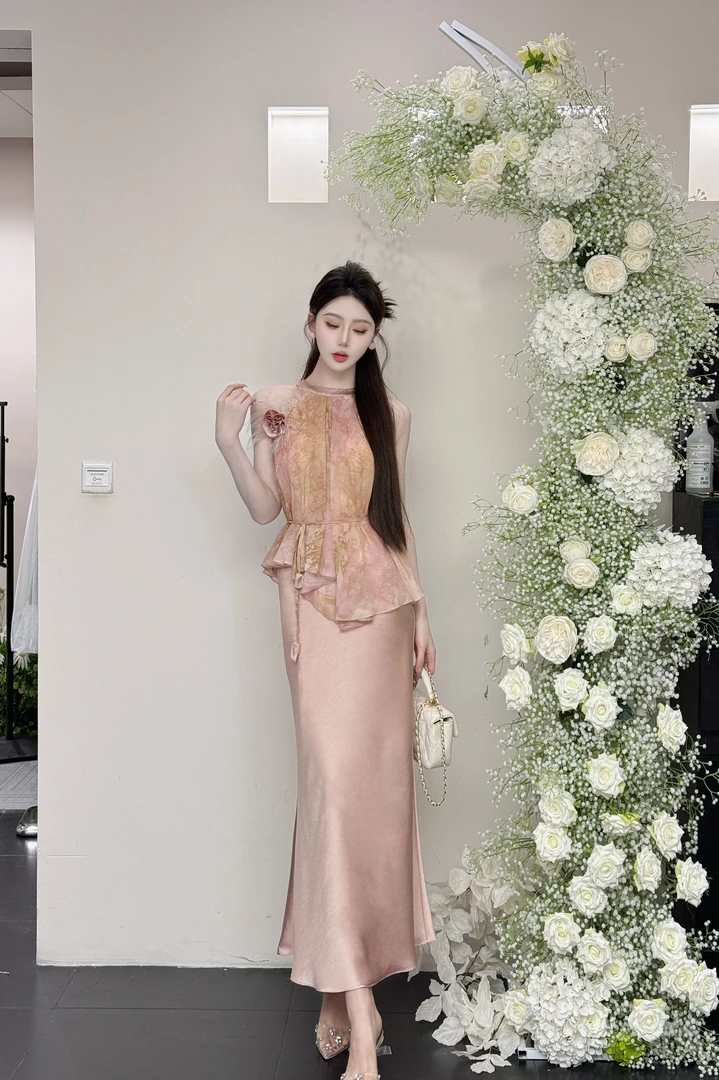 【绯粉云裳】小雨蕾丝显瘦时尚夏季设计师ol套装25763