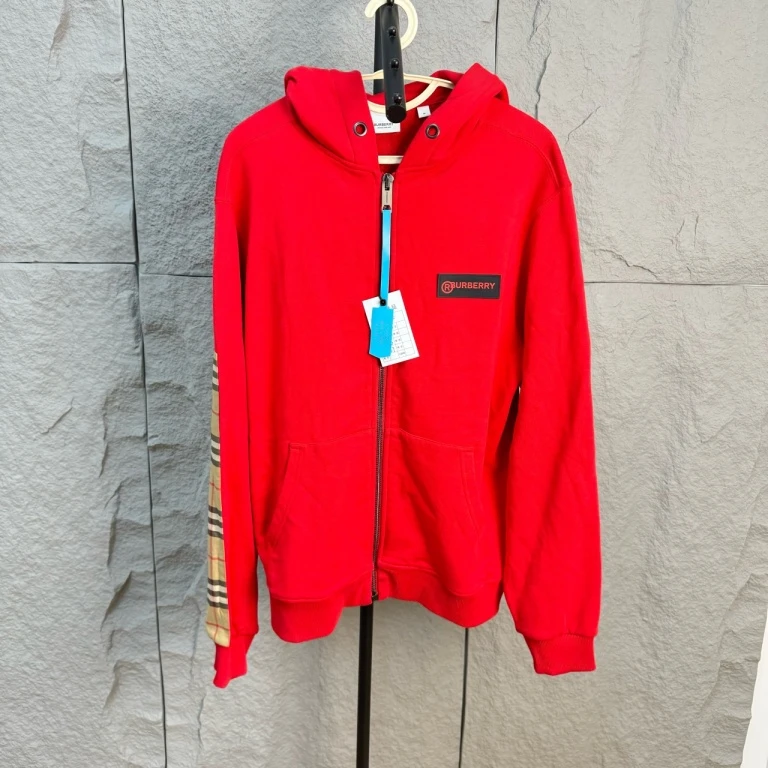 99新 BURBERRY/博柏利 红色手臂格纹夹克外套M码/000450