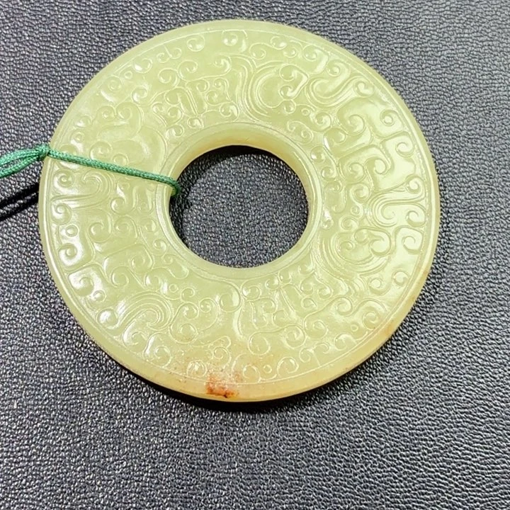 和田玉未镶嵌挂件梅***雨