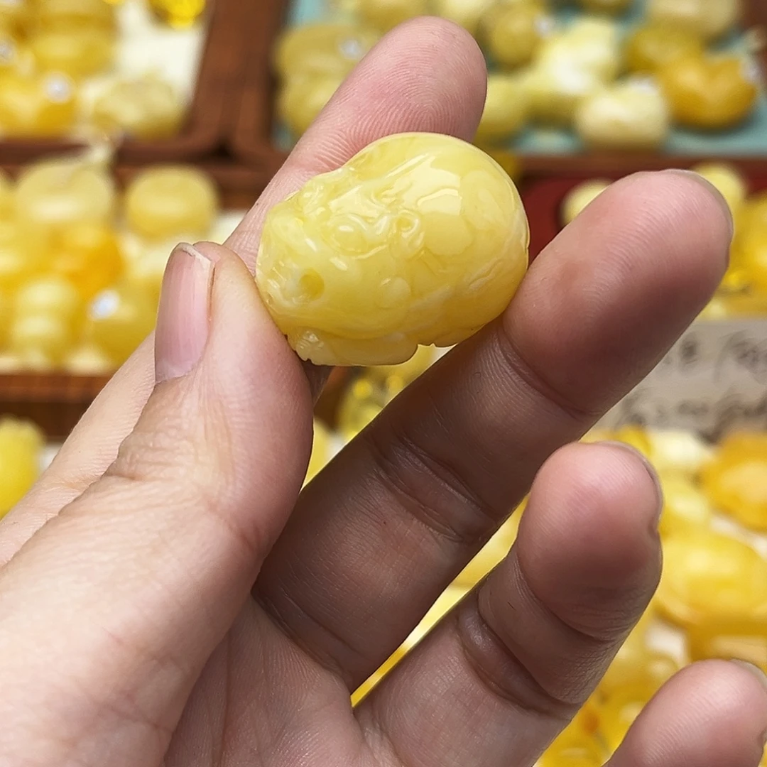 蜜蜡未镶嵌裸石天然