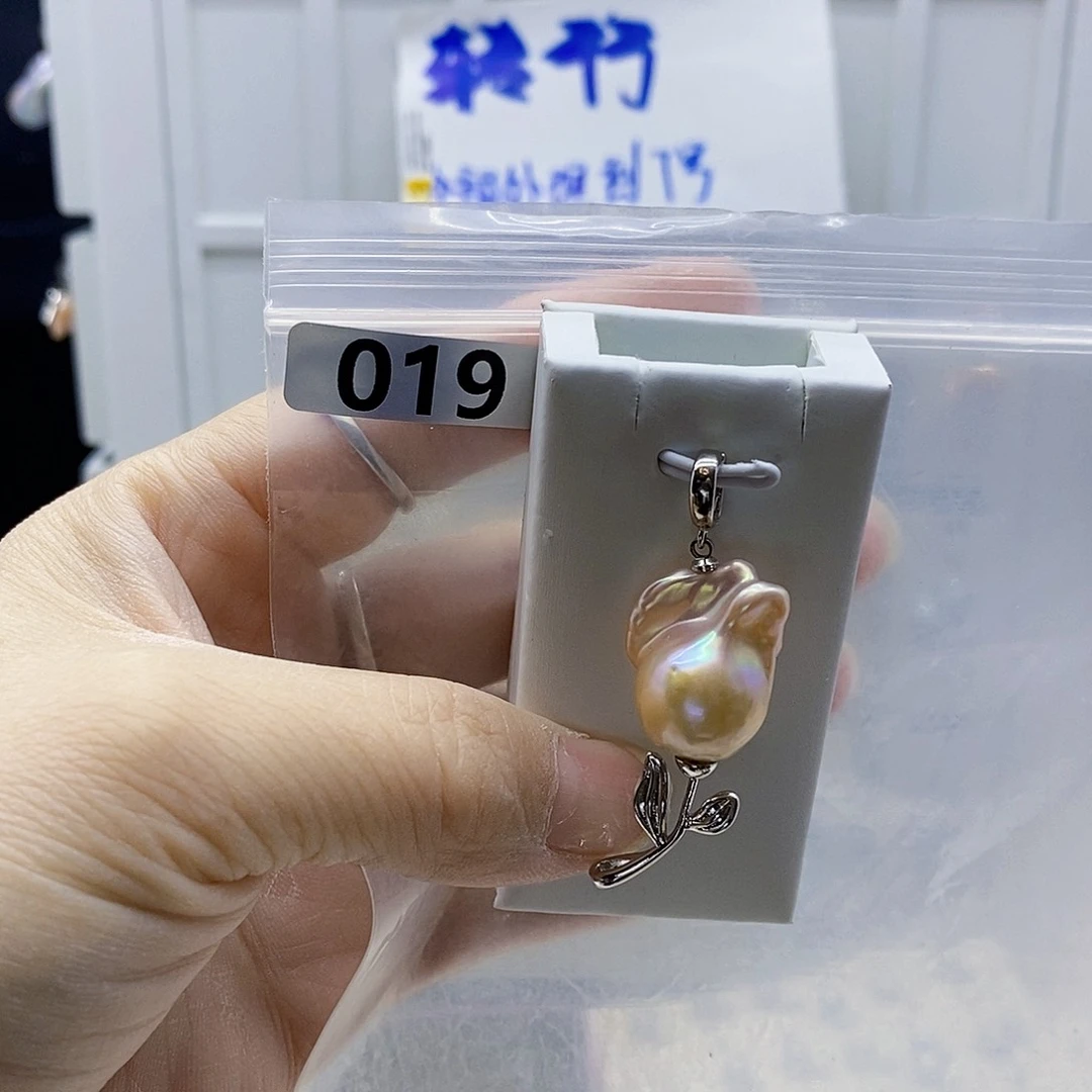 颈饰合金淡水珍珠