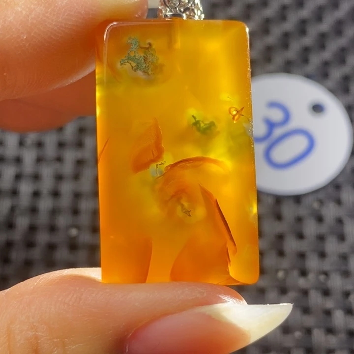 未镶嵌颈饰玛瑙/玉髓福*