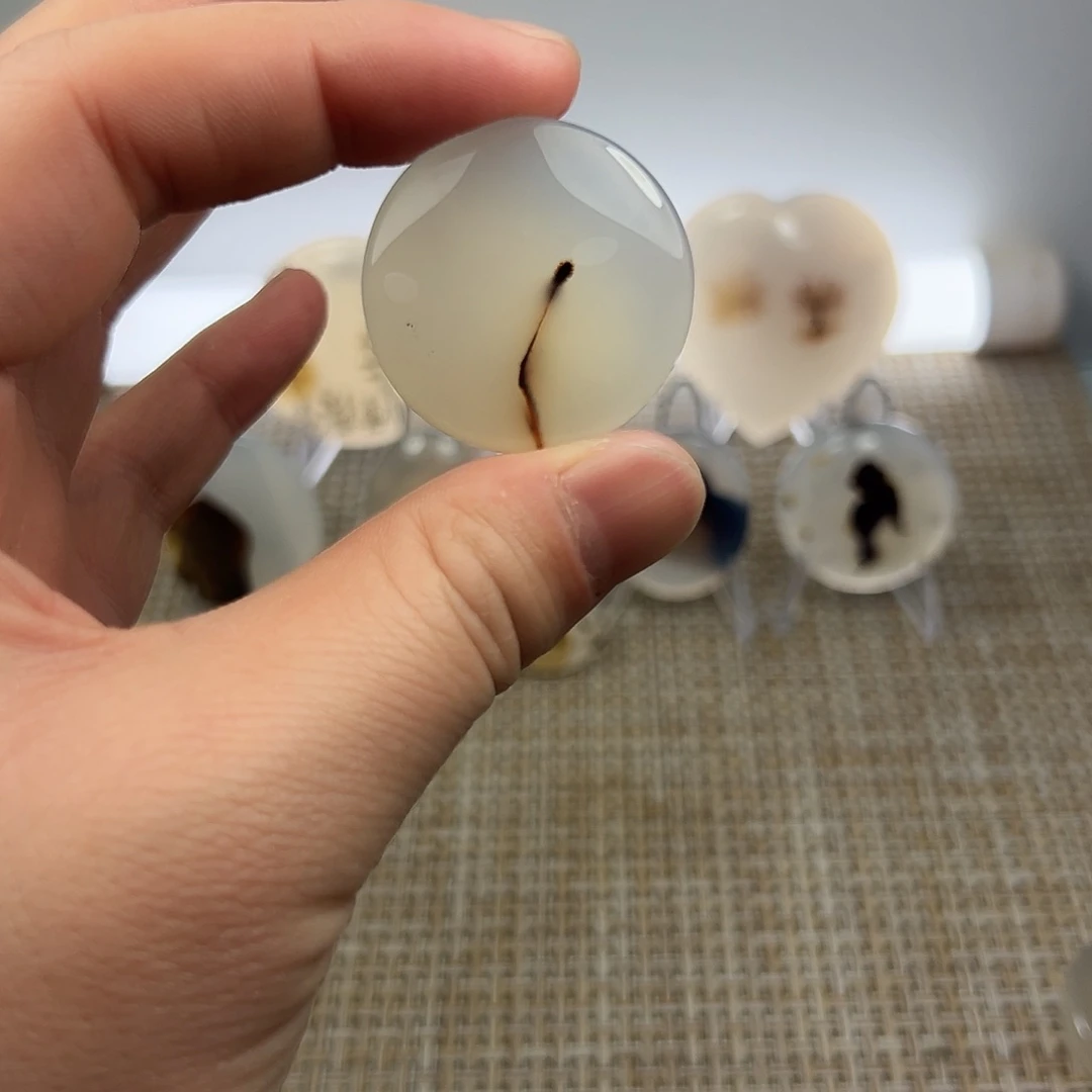 心***源玛瑙/玉髓未镶嵌颈饰