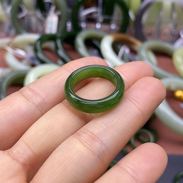 未镶嵌戒指和田玉陌*