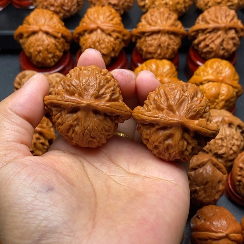 【闪购商品】文玩核桃把件43宫灯