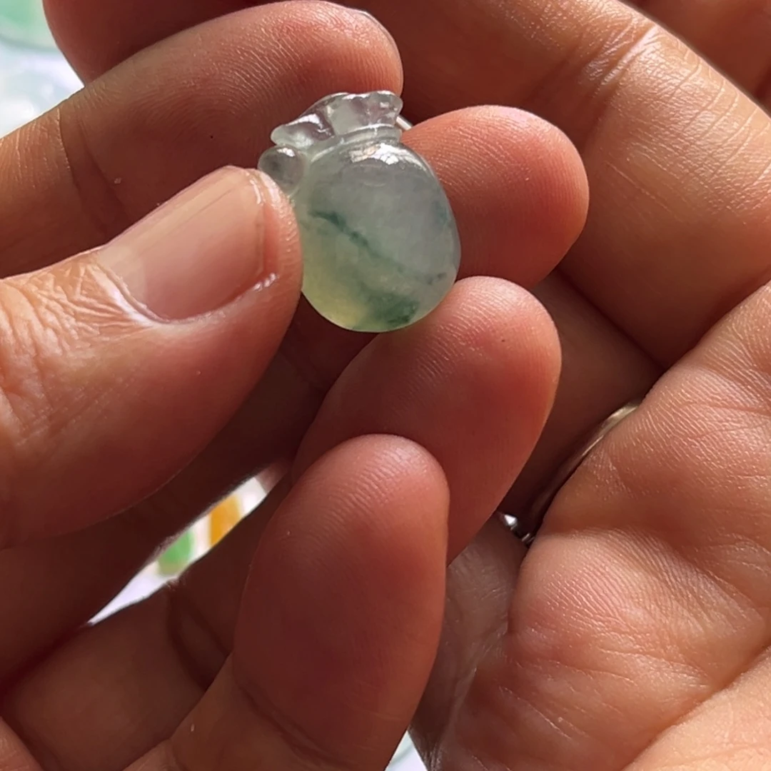 定制翡翠未镶嵌钱袋