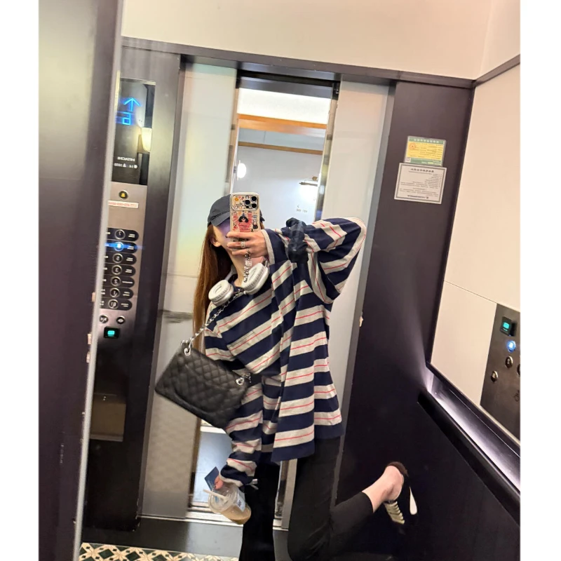 孕妇装早秋长袖上衣外穿遮肚遮屁股中长款上衣宽松条纹卫衣