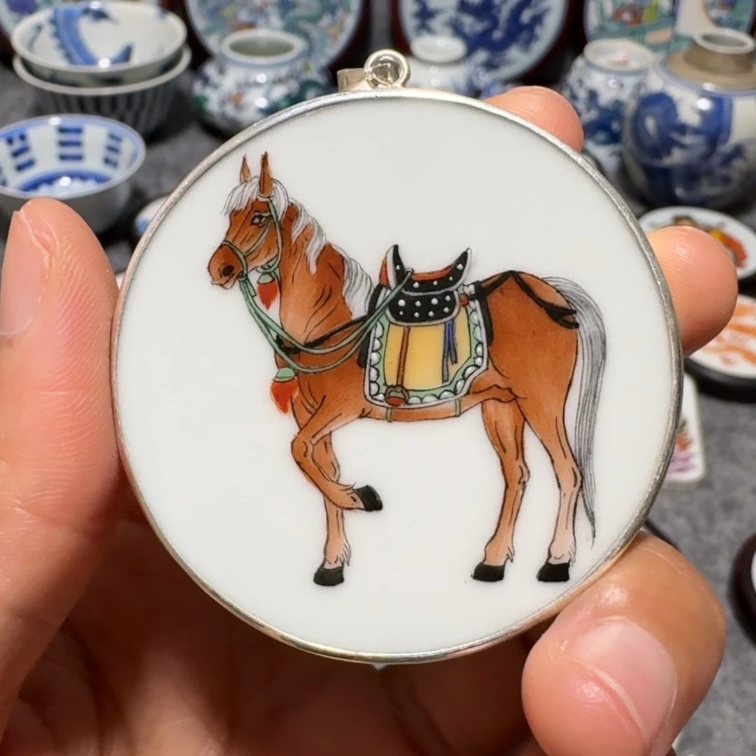 瓷片迷****?精品马挂件一个