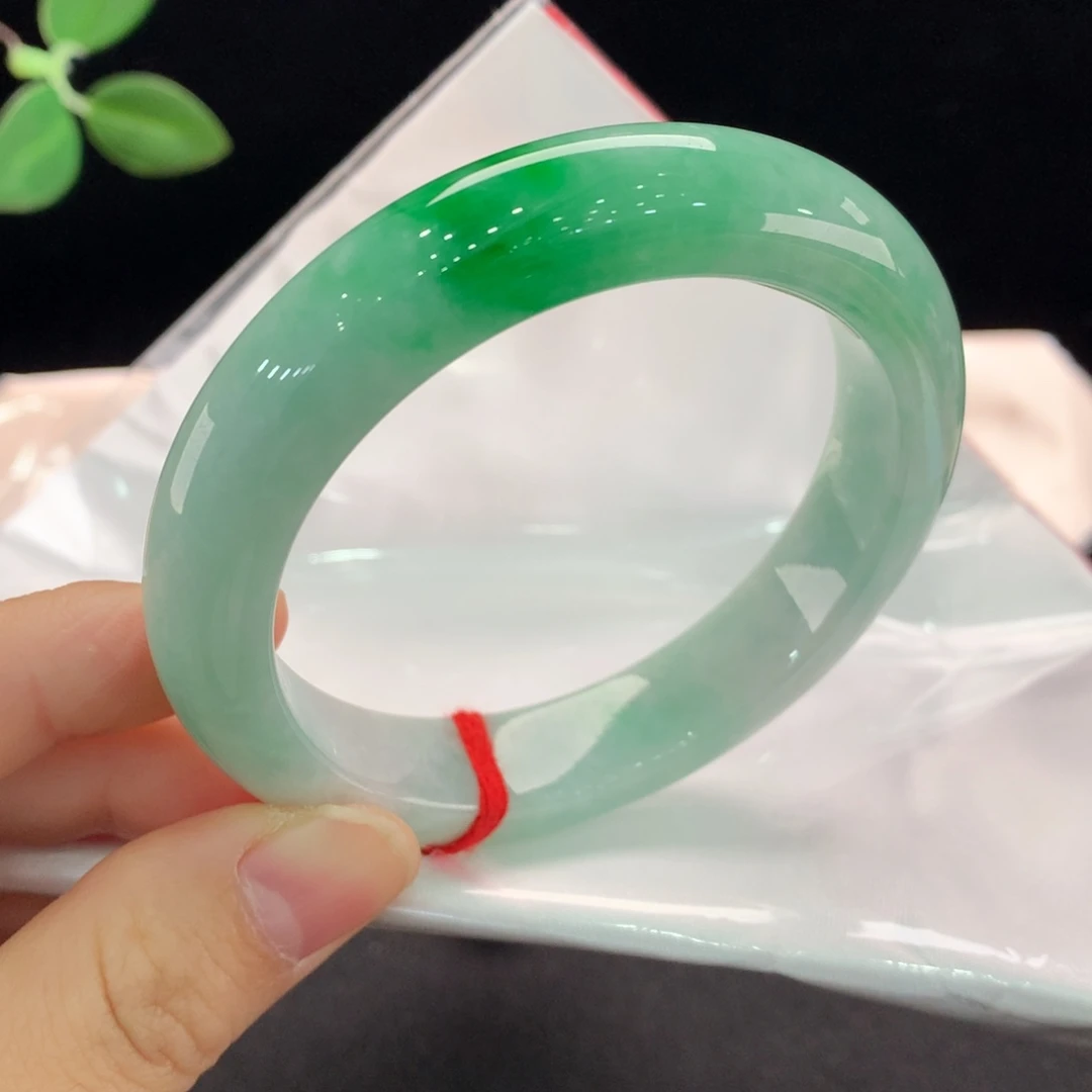 翡翠未镶嵌手镯0002