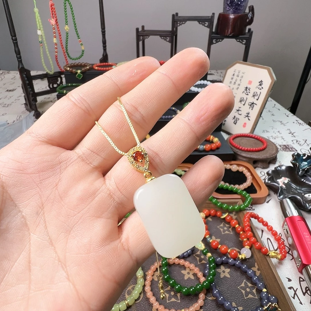 和田玉未镶嵌吊坠(赠链)无事牌吊坠