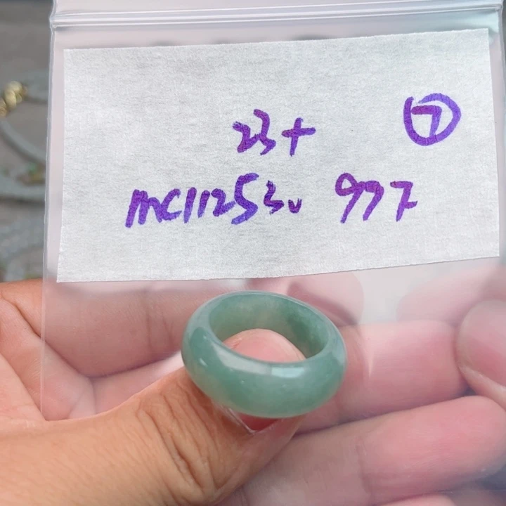 定制翡翠未镶嵌不退不换