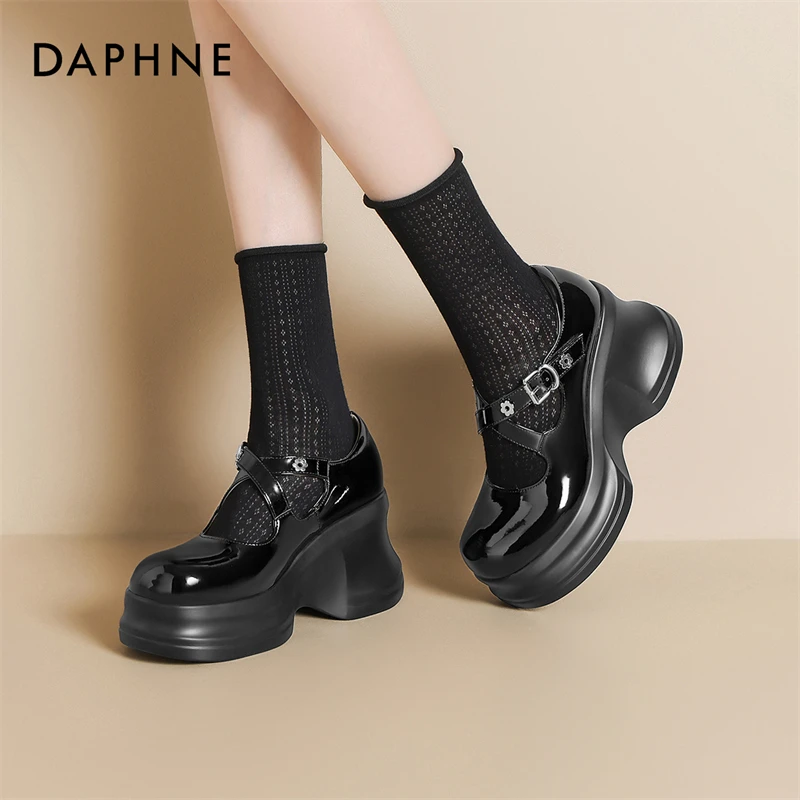 达芙妮女式潮流高跟时尚百搭休闲舒适圆头厚底乐福鞋2025新款爆款