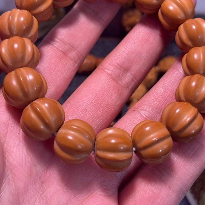 吊坠橄榄核橄榄和