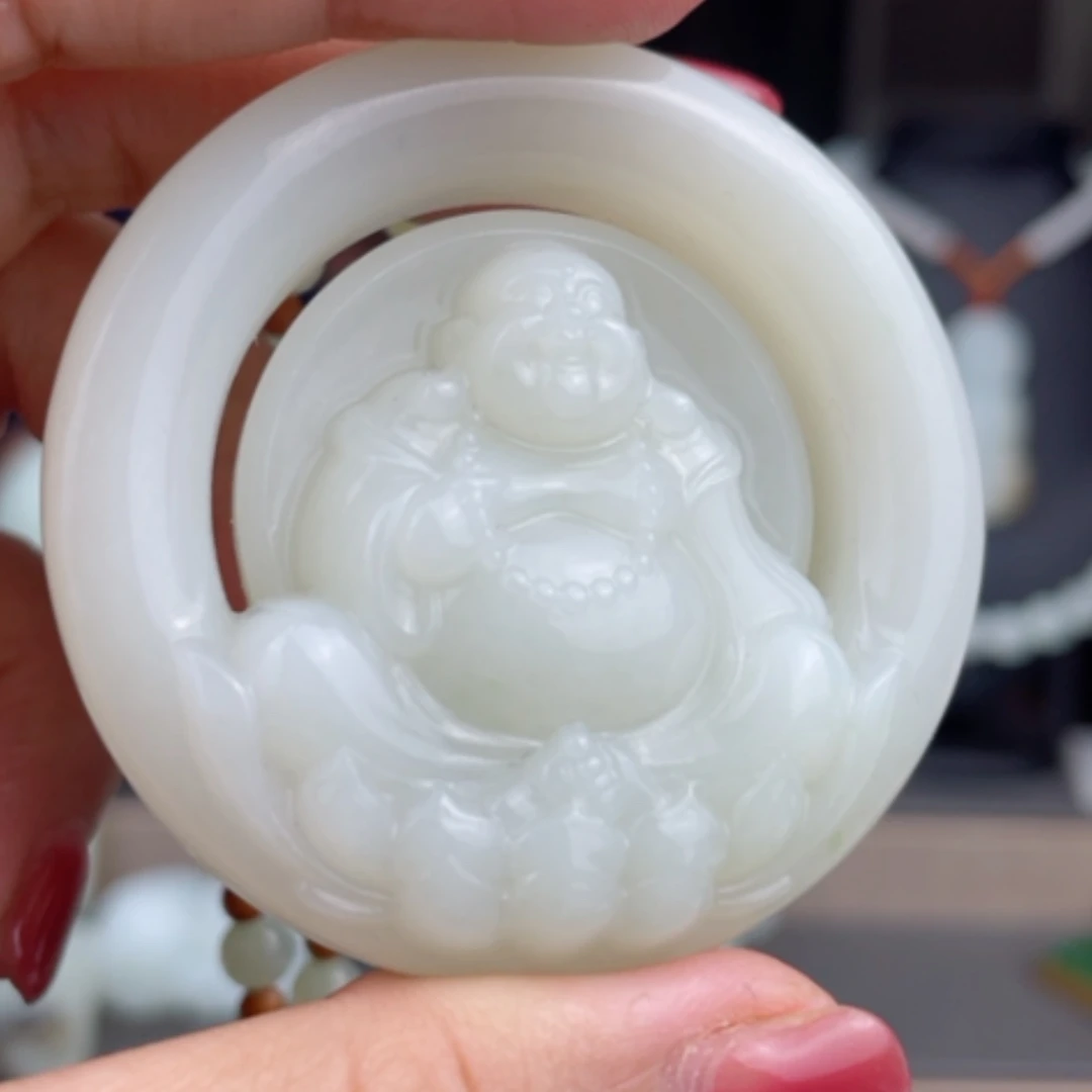 【闪购商品】颈饰未镶嵌和田玉