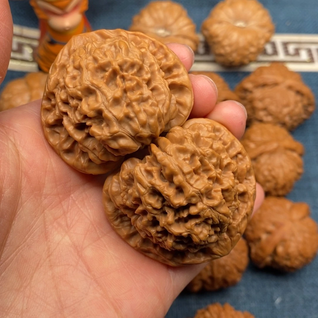 文玩核桃把件45官帽