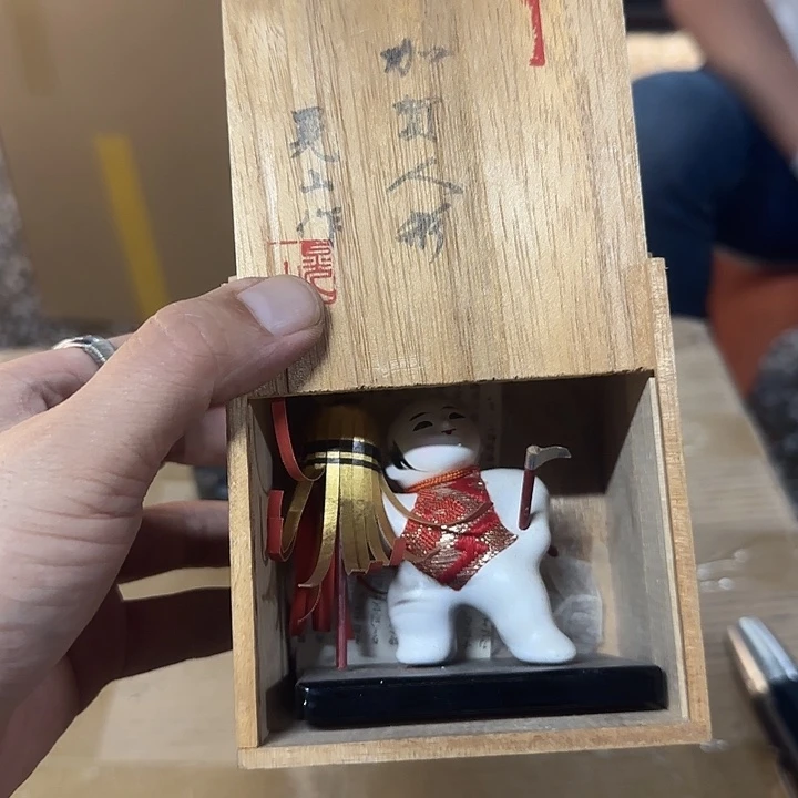 L***X瓷片哈哈哈哈哈哈哈哈哈哈