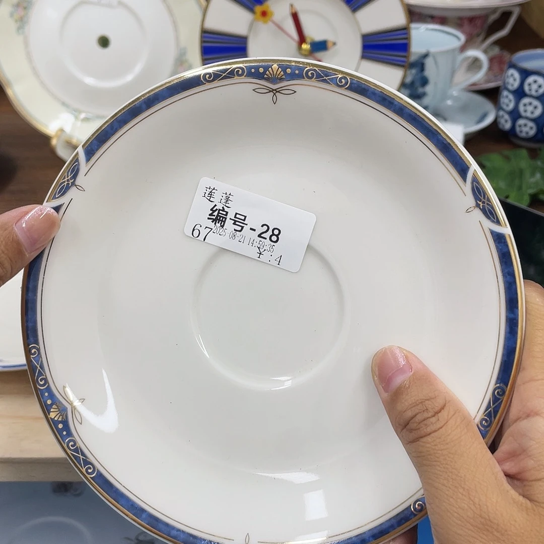 鹿屋家的美丽瓷器莲*