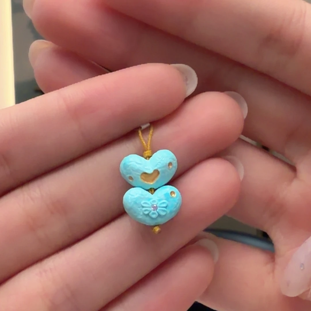 绿松石未镶嵌颈饰