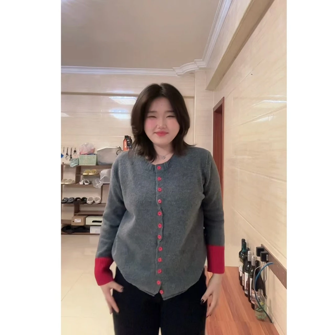 640设计感小众撞色长袖秋冬别致软糯针织毛衣女修身显瘦百搭纽扣