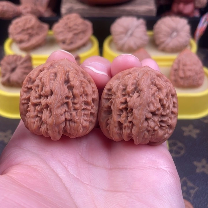 吊坠文玩核桃平谷九龙37